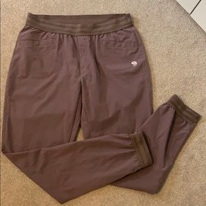 Mountain hardwear long pants!